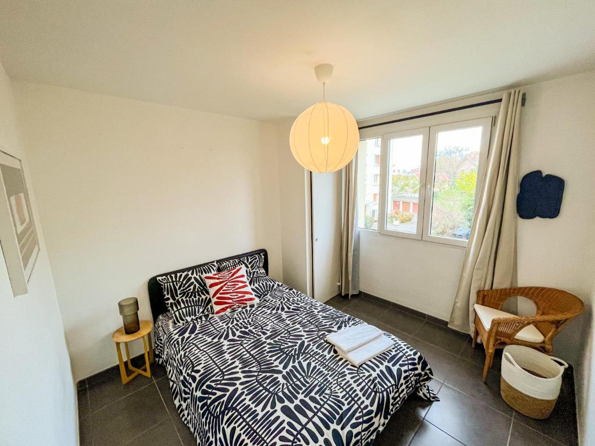 Suite Fanette Vénissieux Exterior foto